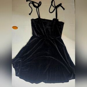 Romwe black velvet mini dress